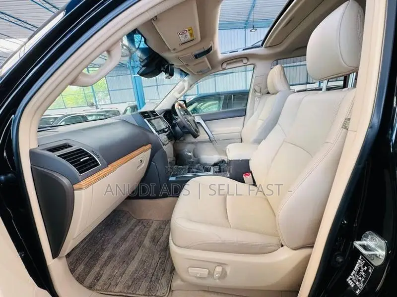 Toyota Land Cruiser Prado TRJ150 TX Limited un 2023