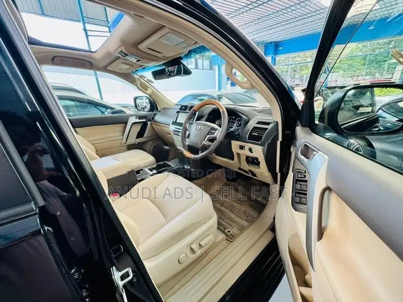 Toyota Land Cruiser Prado TRJ150 TX Limited un 2023
