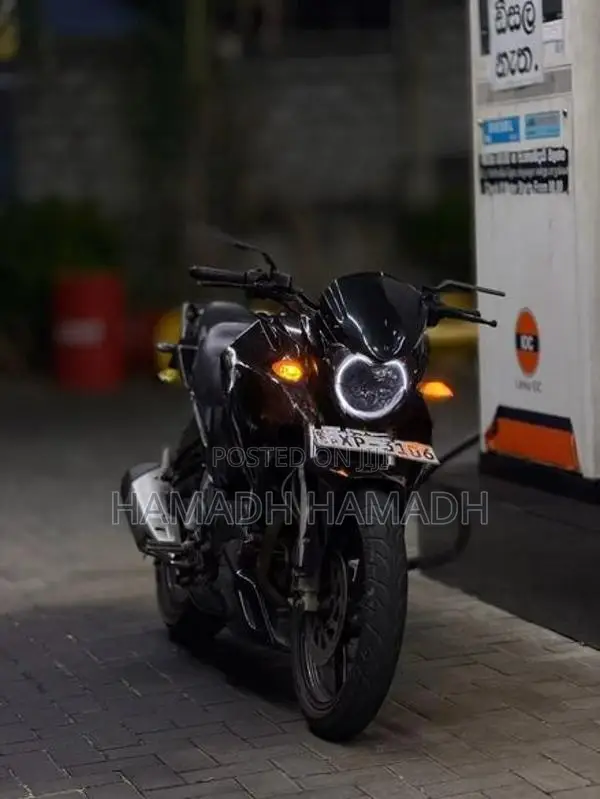 Yamaha FZ 1 2012