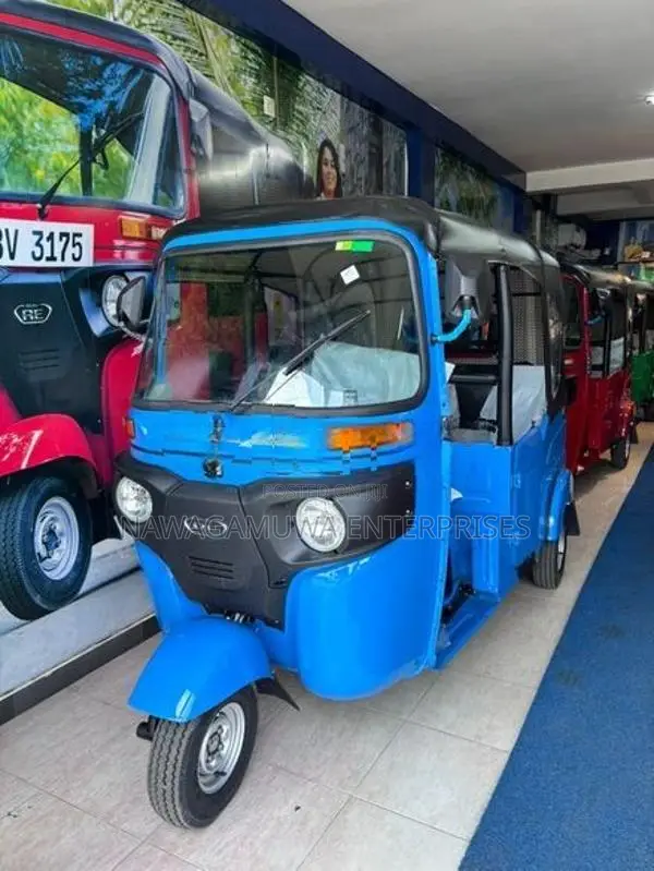 Bajaj RE 2026