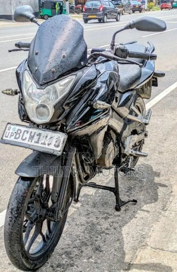 Bajaj Pulsar AS 150 2015