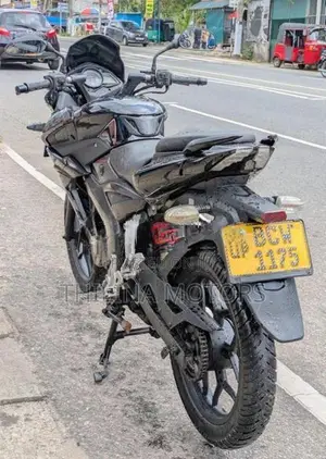 Bajaj Pulsar AS 150 2015
