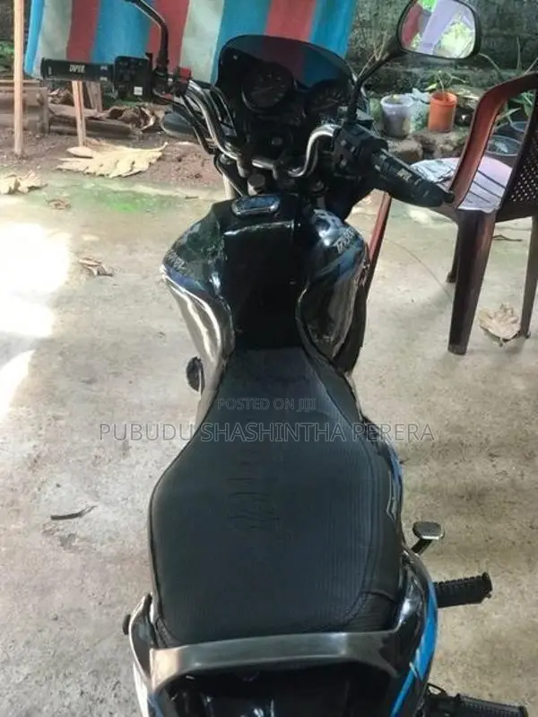 Bajaj Discover 2007