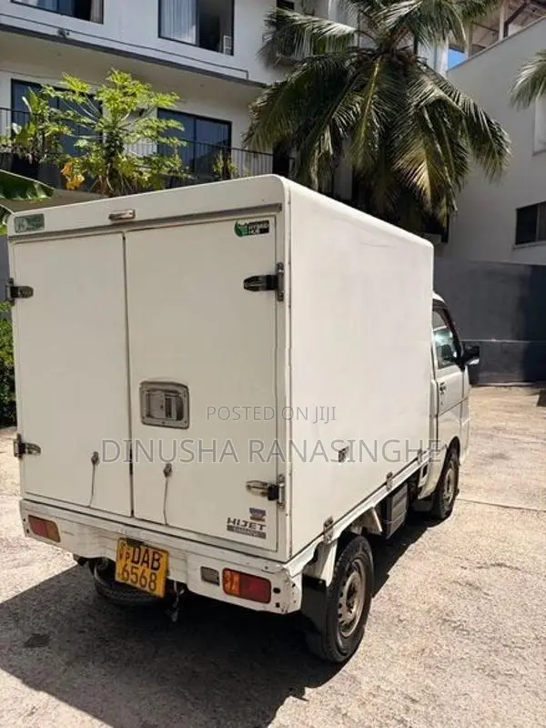Daihatsu Hijet 2011