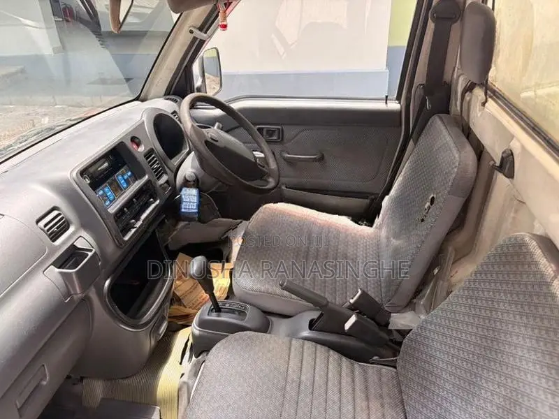 Daihatsu Hijet 2011