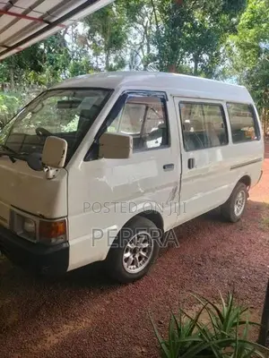 Nissan Vanette 1992
