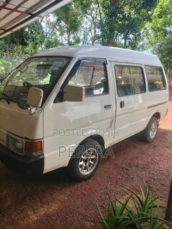 Nissan Vanette 1992
