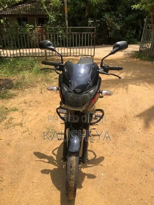 Bajaj Pulsar 150 2016
