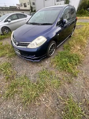 Nissan Tiida Hatcback Complete Body Kit with Spoiler
