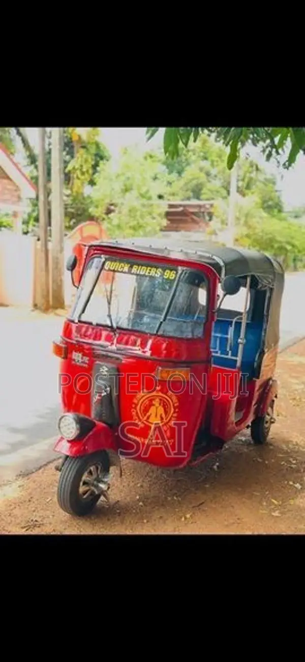 Bajaj RE 1991