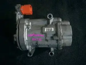 Nissan X-Trail NT32 Hybrid Ac Compressor
