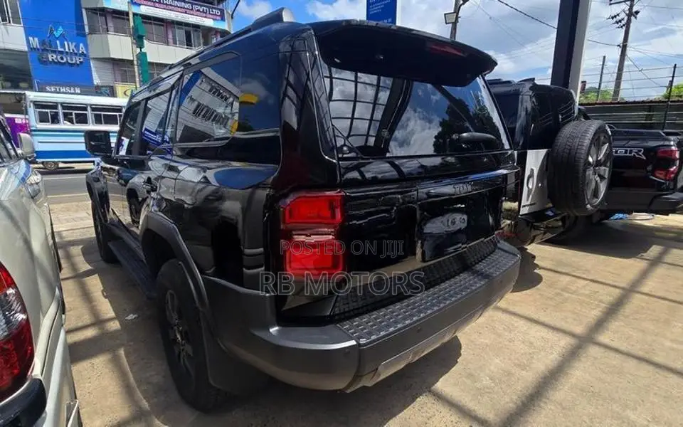 Toyota Land Cruiser Prado 250 First Edition 2024