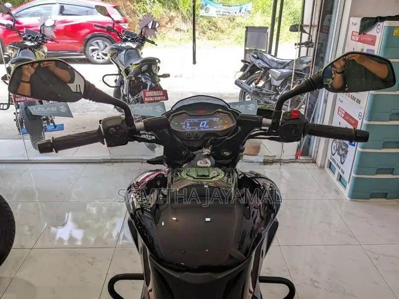 Bajaj Pulsar NS200 2026