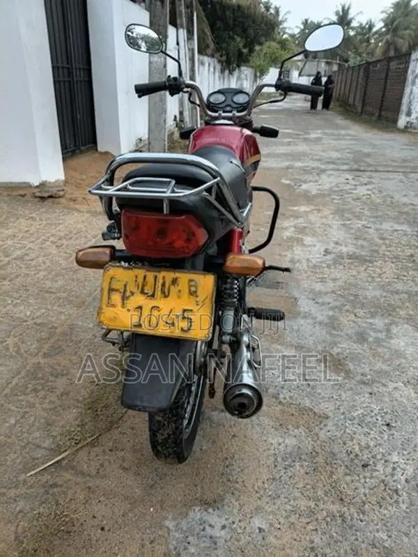 Honda CD Down 2009