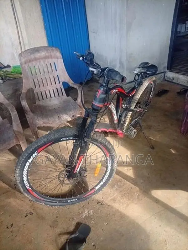 Tomahawk Mountain Bicycle