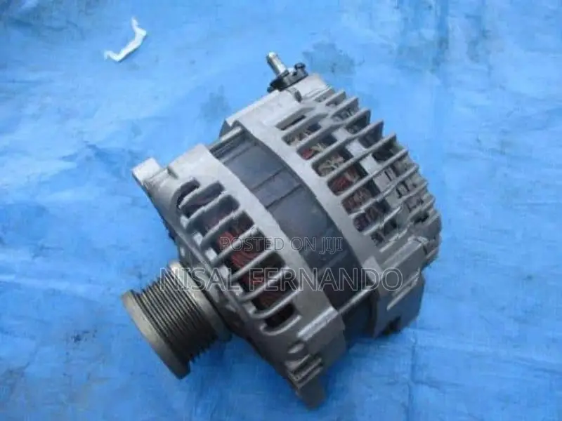 Nissan X-Trail NT30 QR25 Alternator