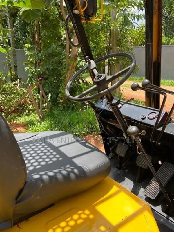 Komatsu Ton 1.5 Diesel Forklift