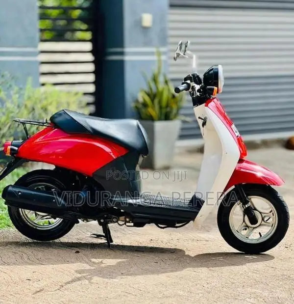 Scooty 48cc 2021