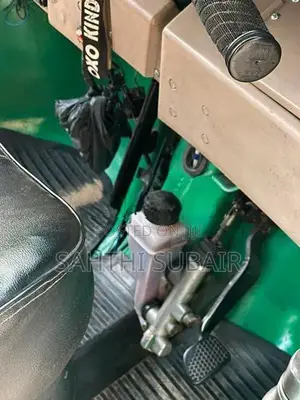 Bajaj RE 2015