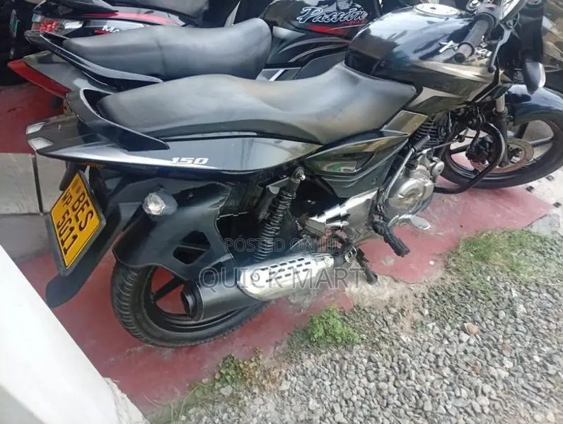 Bajaj Pulsar 150 2018