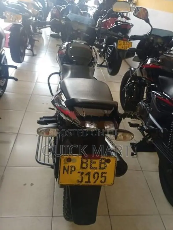 Bajaj Pulsar 150 2017