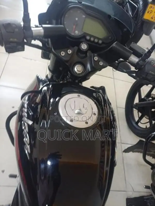Bajaj Pulsar 150 2017