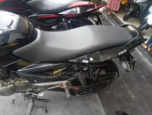 Bajaj Pulsar 150 2010