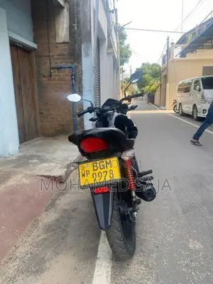 Honda Twister 2017
