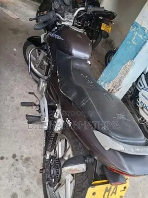 Bajaj Pulsar 180 2007