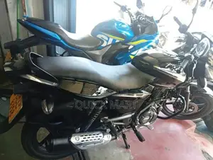 Bajaj Pulsar 150 2016