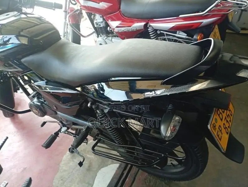 Bajaj Pulsar 150 2016
