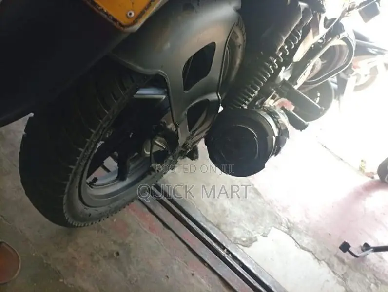 Bajaj Pulsar 150 2016