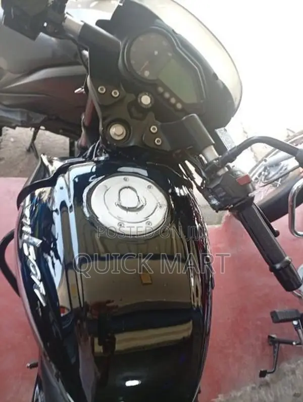 Bajaj Pulsar 150 2016