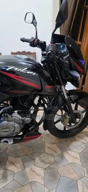 Bajaj Pulsar 150 2018