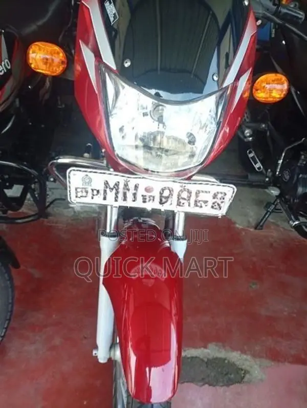 Bajaj CT100 2006