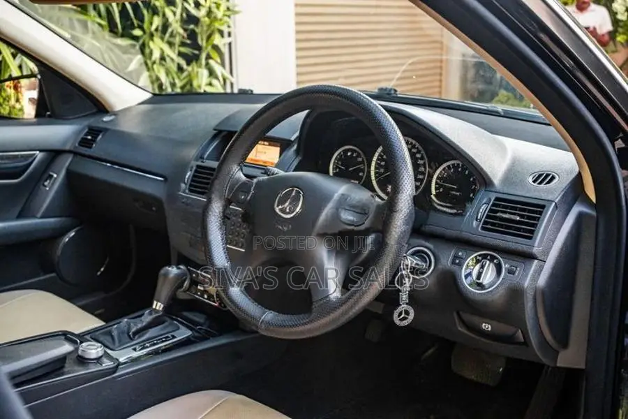 Mercedes Benz C180 2010