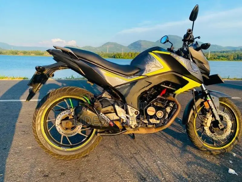 Honda CB Hornet 160R 2018