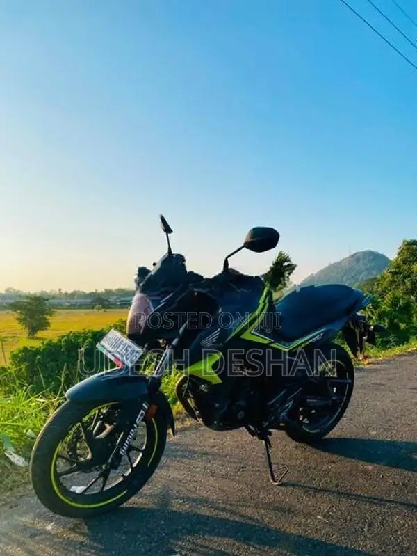 Honda CB Hornet 160R 2018