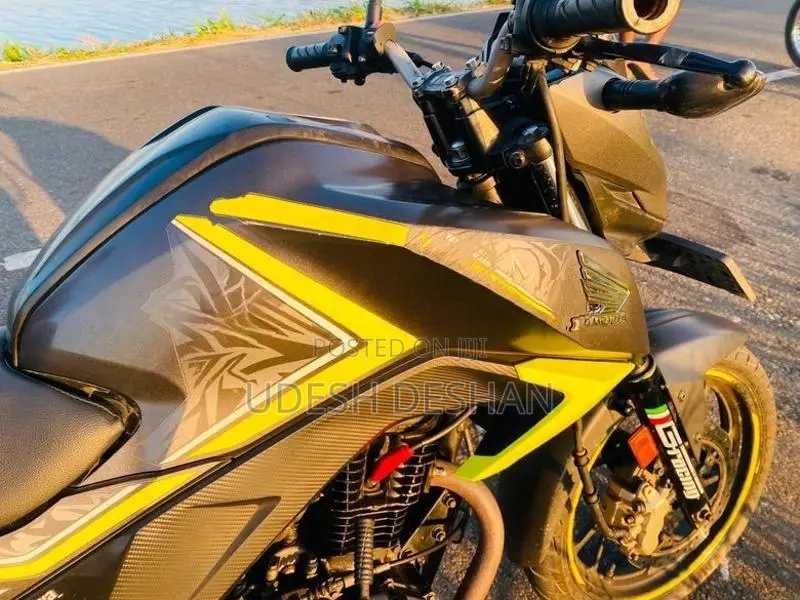 Honda CB Hornet 160R 2018