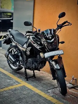 Yamaha FZ S 2011