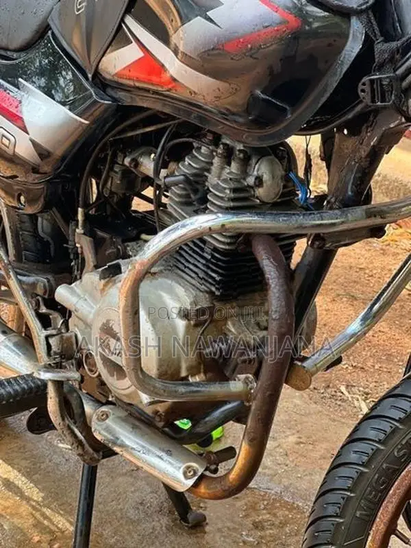 Bajaj CT100 2011