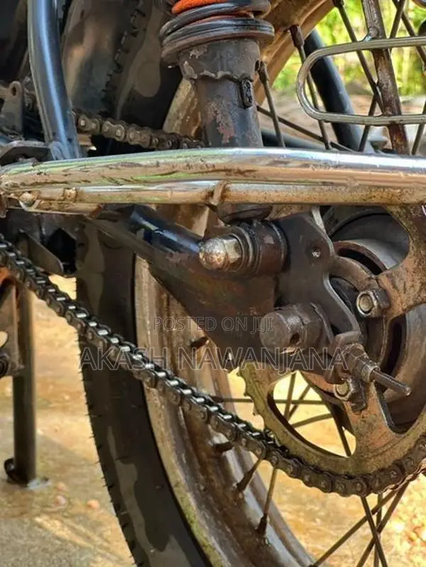 Bajaj CT100 2011