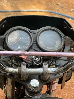 Bajaj CT100 2011