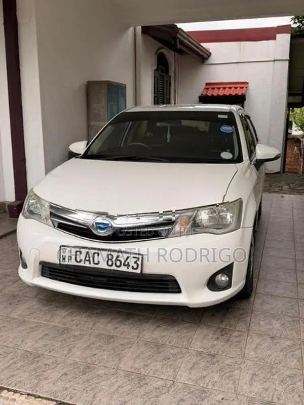 Toyota Axio Corolla 2014