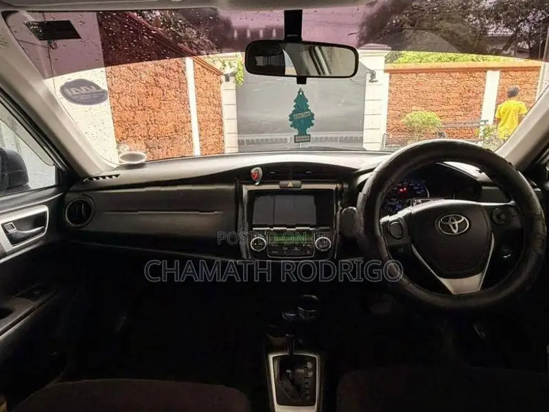 Toyota Axio Corolla 2014