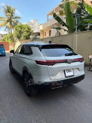 Honda Vezel Z Play Moon/R 2025 2022