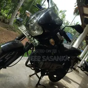 Bajaj Pulsar 150 2015