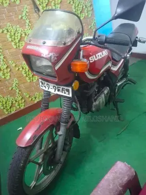 Suzuki GS 125 1997
