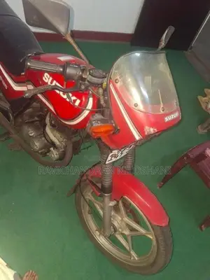 Suzuki GS 125 1997
