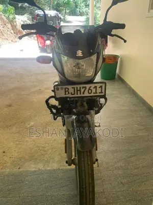 Bajaj CT100 2024